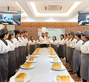 邯郸新东方烹饪学校小班式指导