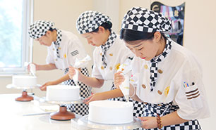 邯郸新东方烹饪学校经典西点专业
